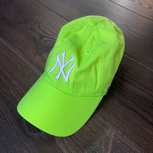 nwot fluorescent yankees hat